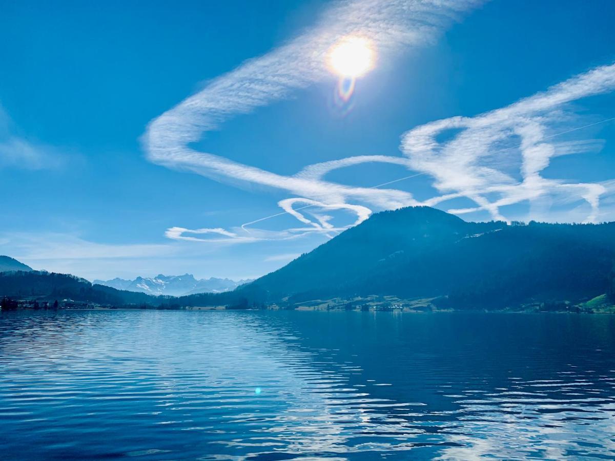 Hotel - Restaurant Eierhals Am Aegerisee Oberägeri エクステリア 写真