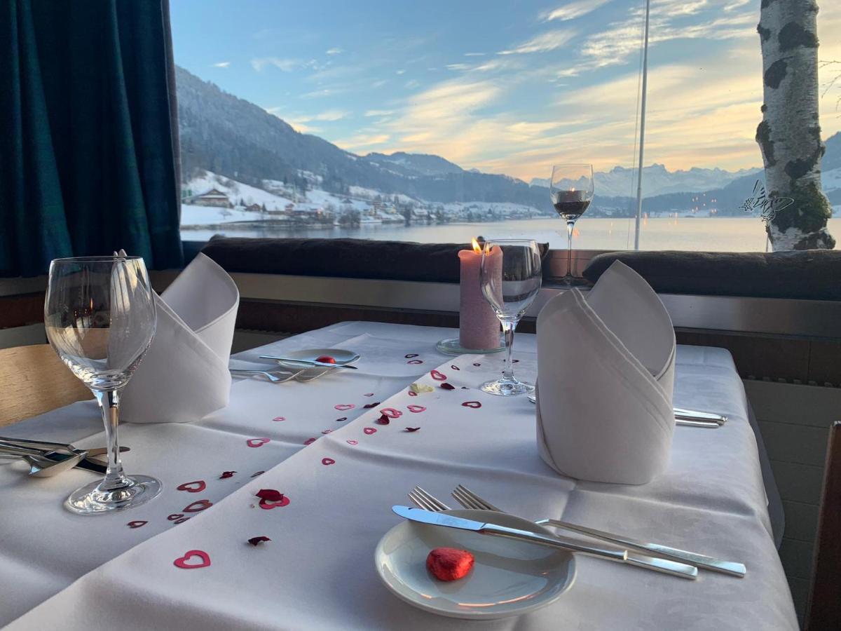 Hotel - Restaurant Eierhals Am Aegerisee Oberägeri エクステリア 写真