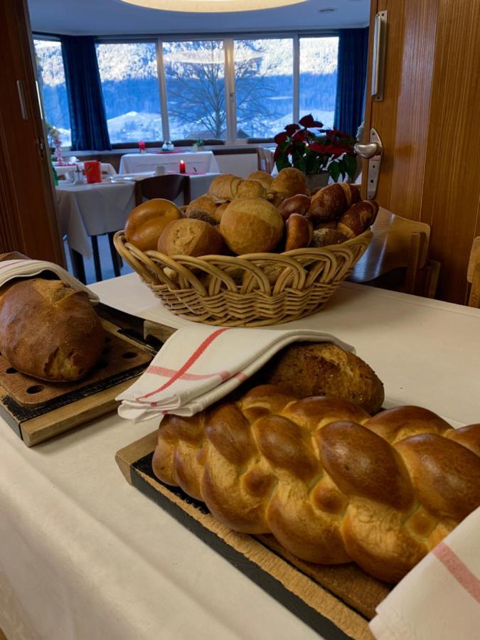Hotel - Restaurant Eierhals Am Aegerisee Oberägeri エクステリア 写真