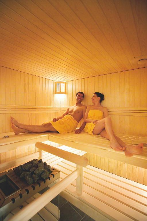 Hotel - Restaurant Eierhals Am Aegerisee Oberägeri エクステリア 写真